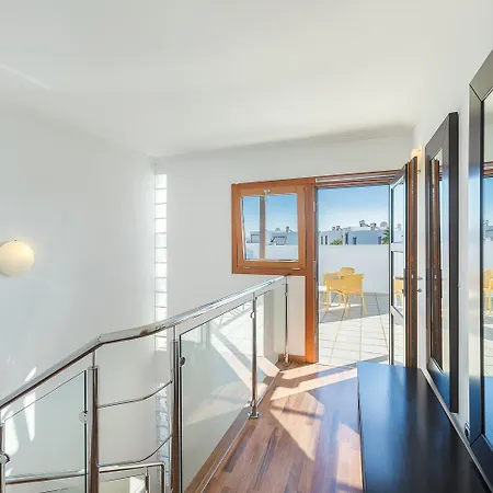 Camelot Homes By Livvo * Πλάγια Μπλάνκα